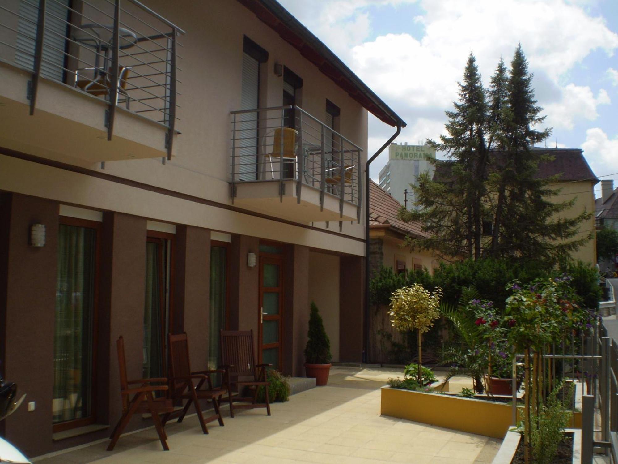 Mary Apartmanház Hévíz Esterno foto