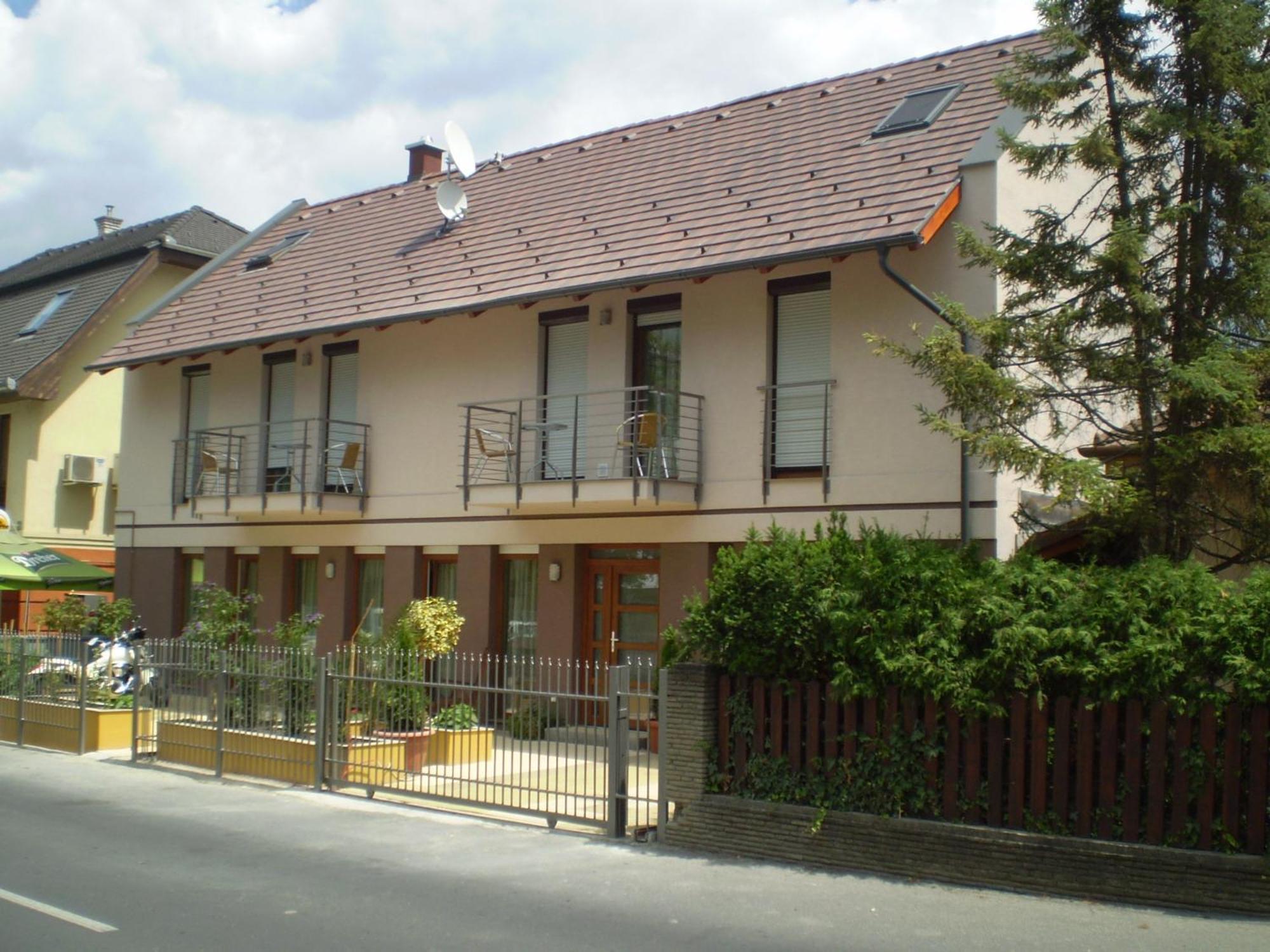 Mary Apartmanház Hévíz Esterno foto