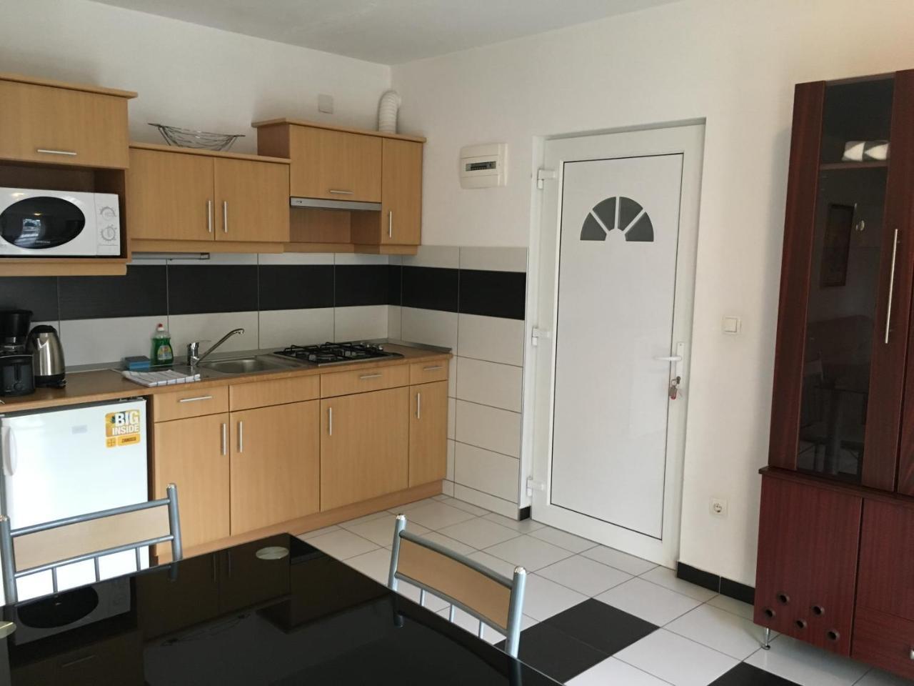 Mary Apartmanház Hévíz Esterno foto